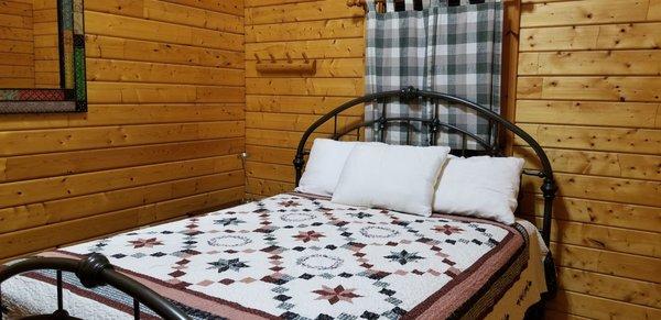 Hook, Line and Sinker Cabins