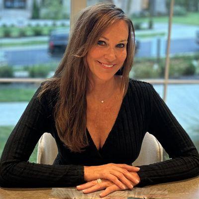 Donna Mabry - Realty ONE Group Music City