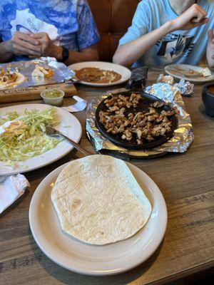 Steak, Chicken or Mixed Fajitas - For 1