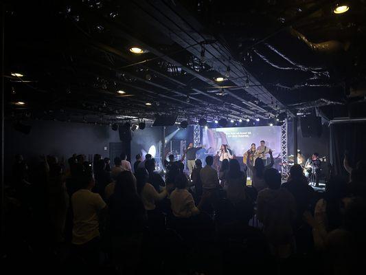 His Life City Church