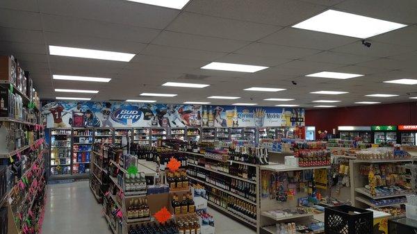 Main Street Market - Food and Liquor