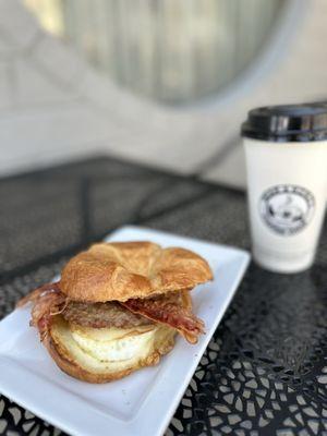 Bear and kono’s coffee shop