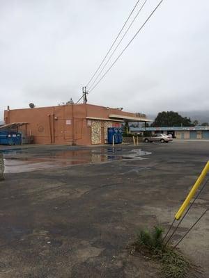 Four Guys Liquor No 1