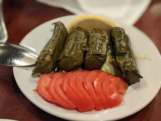 Grape leaves (appetizer)