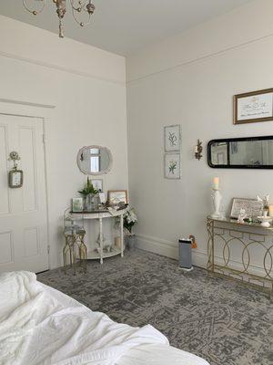 Fleur De Lis Massage & Bodywork