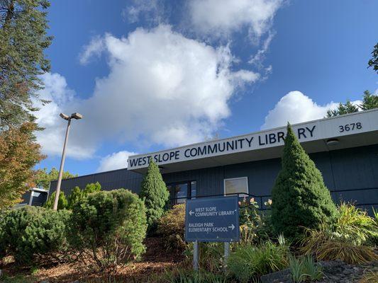 West Slope Community Library
