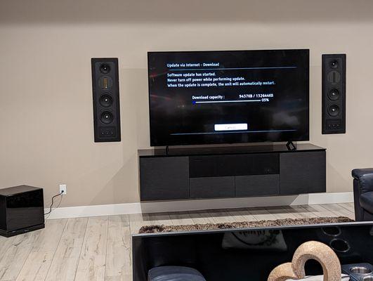 Another awesome in-wall theater system with large tower speakers.