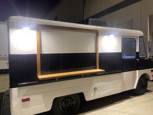 Dripp'n Paint & Body