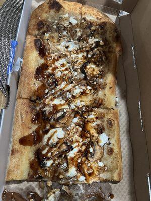 Moonstruck pizza- mushroom