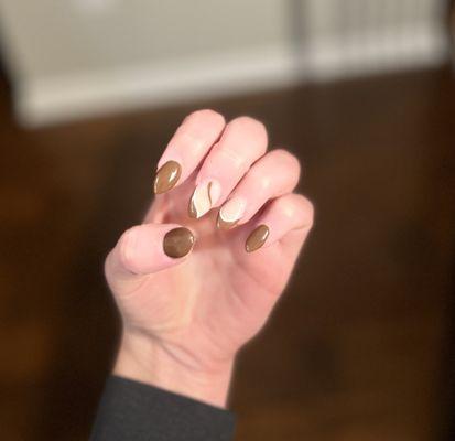 908 Nails