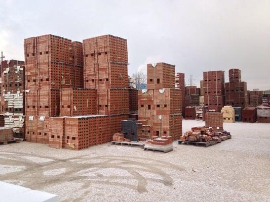 Illinios Brick - Yard 42