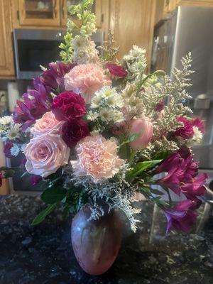 Bernie's Flower Shop