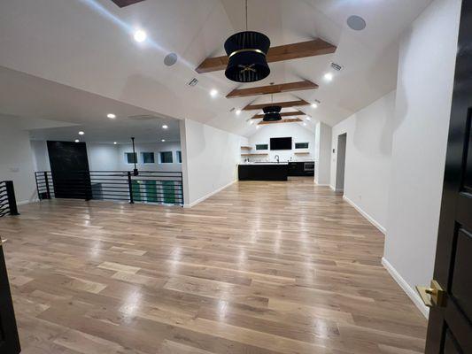 Absolute Sound & Communication