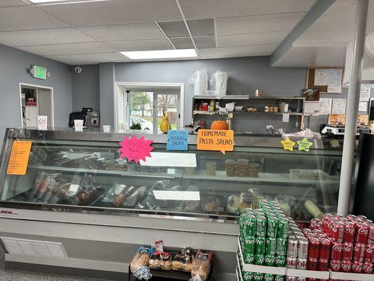 Deli meats alway fresh!