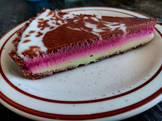 Himalaya flavor pie: key lime, strawberry, chocolate, coconut