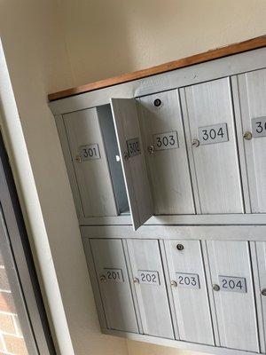 Pine Pointe Apartments