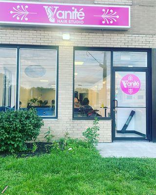 Vanité Hair Studio
