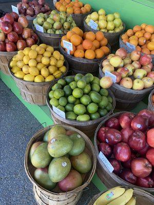 Doris Berry's Farmer Market