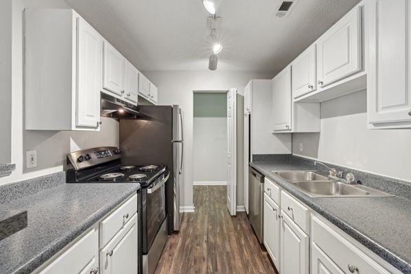 Bell Walker's Crossing Apartments