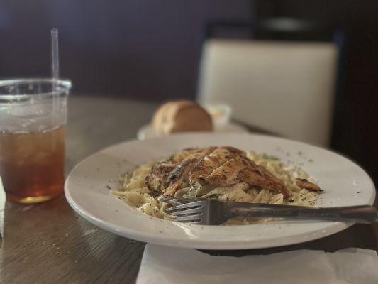 Grilled Chicken Alfredo