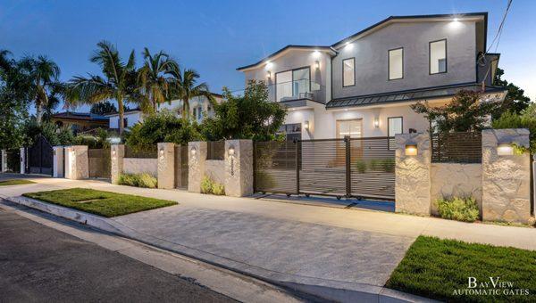 Custom Gate Installation