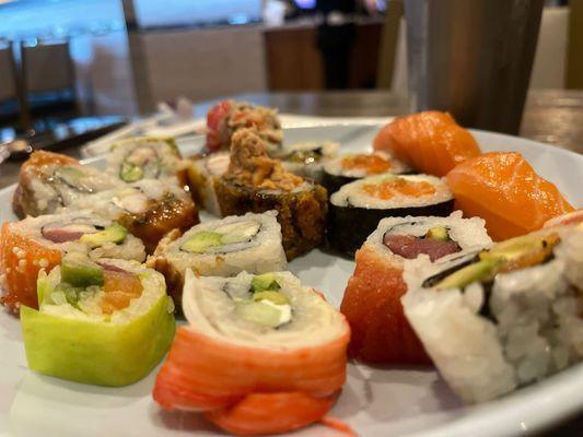 Mizumi Buffet & Sushi