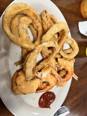Fried shrimp and onion rings.