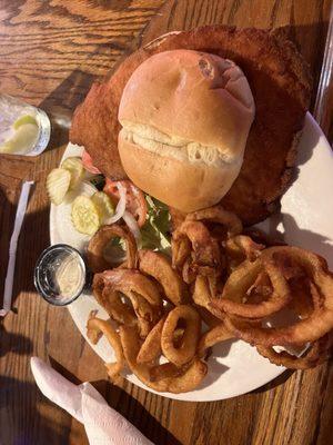 LPL's Restaurant & Pub