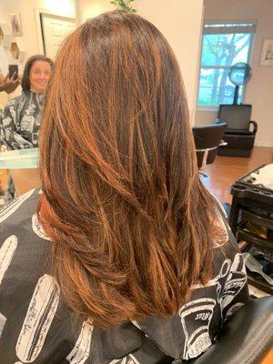 ROOP BEAUTY SALON LLC