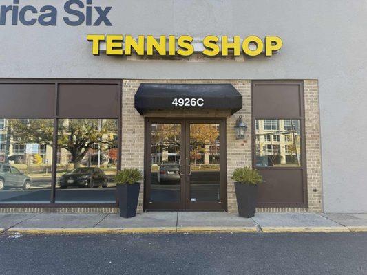 Tennis String Theory