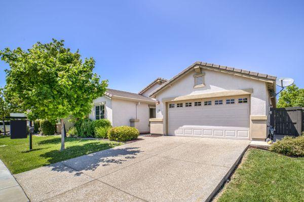 Paramount Realty Group