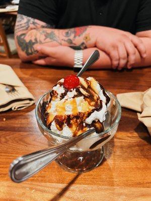 Brownie Sundae