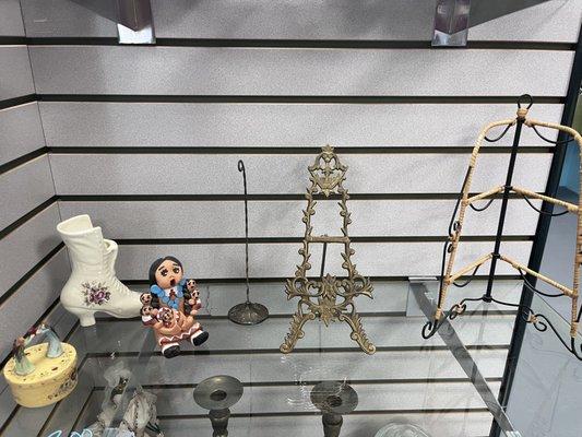 In His Name Thrift & Boutique