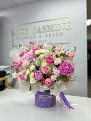 Rose Jasmine Flowers And Decor