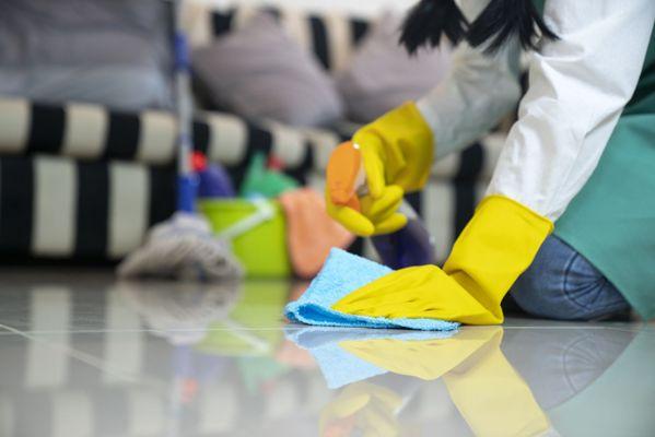 Tired Of The Mess? Call Broom & Beyond Cleaning Service - 562-213-9197