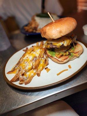 Queso burger small order chz fries