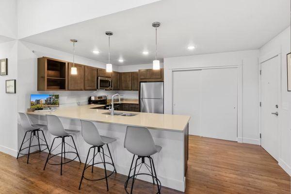 Creekside Luxury Apartments