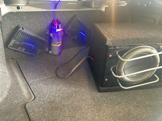 JL Audio Sound System "Awesome Sound "