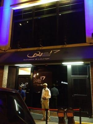 One 17 Sofa Bar & Lounge