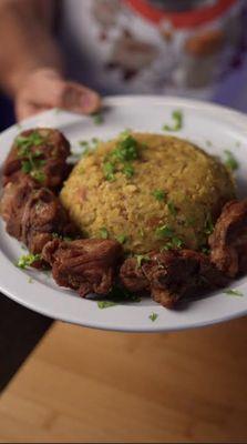Mofongo fresco y lleno de sazón. Te espera en Jarto'e Sazón.