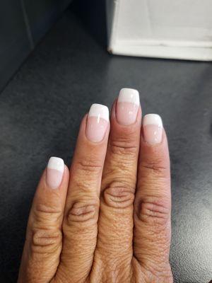 Luxi Nails & Spa