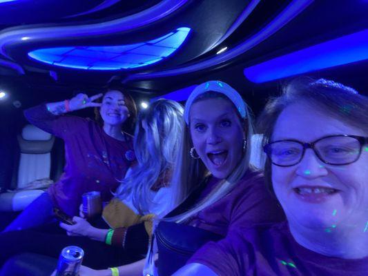 A Perfect Touch Limo and Party Bus