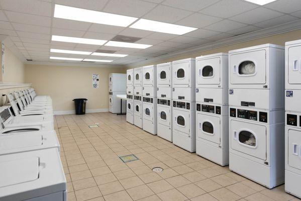 apartments with washer dryer hookups