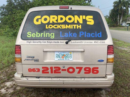 Service Gordon's Locksmith Truck