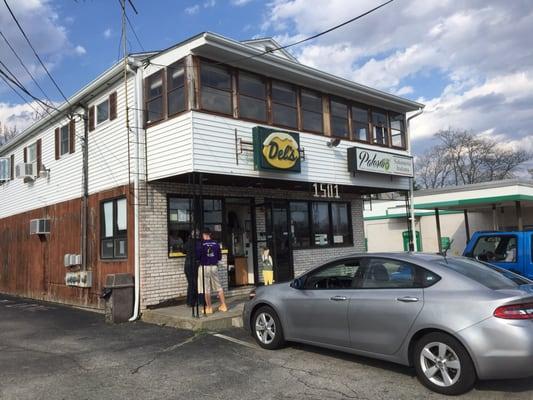 Del's Lemonade