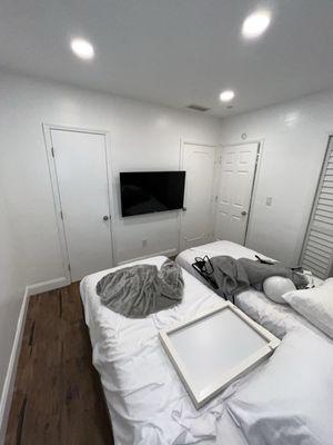 Haci looks like a job well done, 3 rooms and two bathrooms were painted in a single day