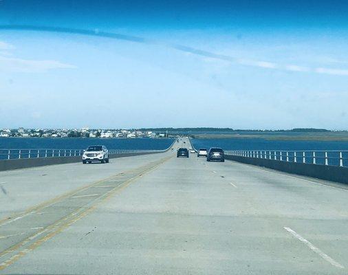 William B Umstead Memorial Bridge