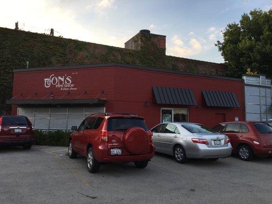 Jon's Pipe Shop and Smoking Lounge