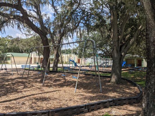 Fair Oaks Park, Tampa