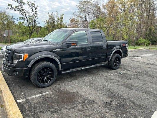STOLEN 2010 Ford F-150 FX4 from Seabrook Garage